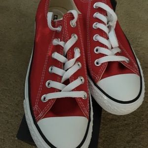 Converse Chuck Taylor Low Top